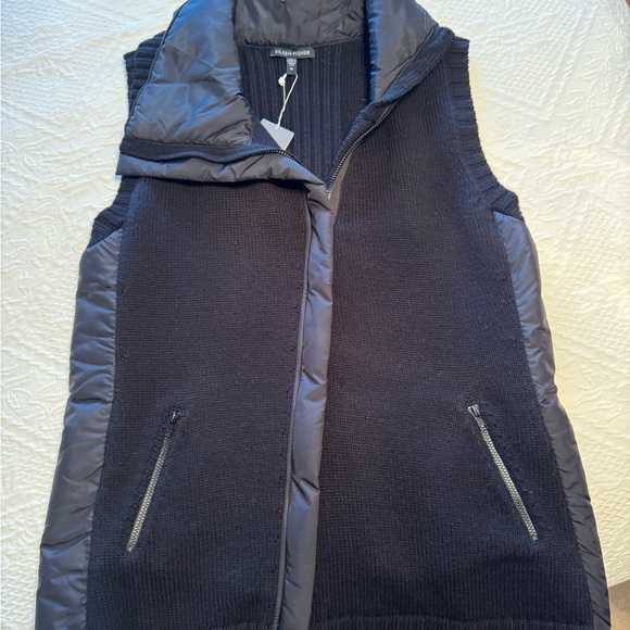 Eileen Fisher asymmetrical sleeveless sweater vest. Merino wool. Trim 💯 nylon - Picture 12 of 12